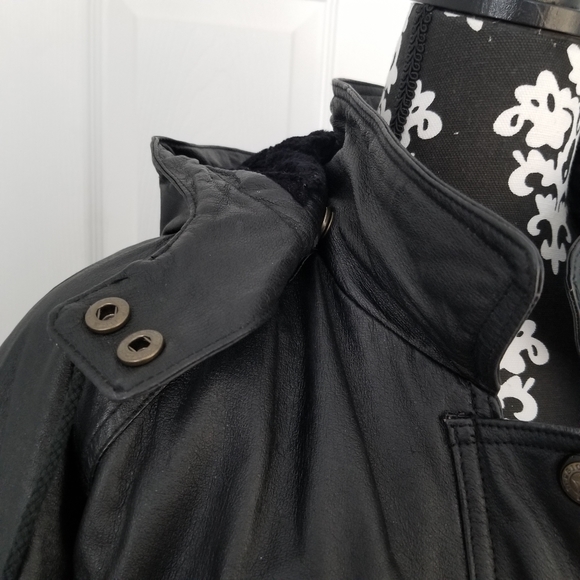 Genuine Leather Thick Winter Coat - Picture 6 of 11